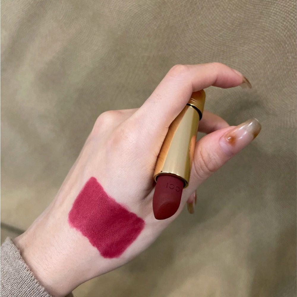 Gucci Mat Lipstick #506